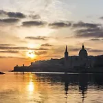 Idyllic Valletta And Harbour Views By Buena Vista Lägenhet *