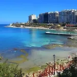 Idyllic Valletta And Harbour Views By Buena Vista Lägenhet