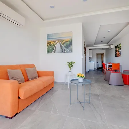 Apartment Idyllic With Valletta And Harbour Views