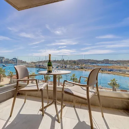 Idyllic With Valletta And Harbour Views Apartment Sliema