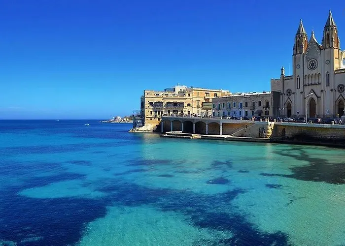 Idyllic Valletta And Harbour Views By Buena Vista * スリーマ