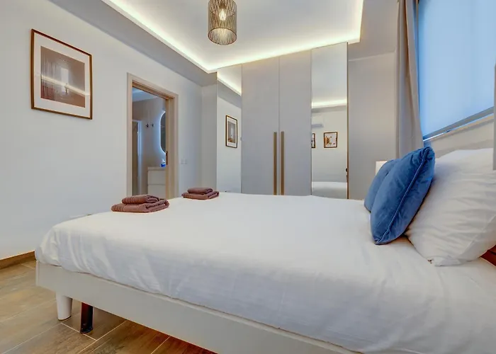 Idyllic Valletta And Harbour Views By Buena Vista *